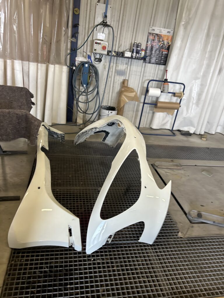 Vue de l’atelier Carrosserie JP.