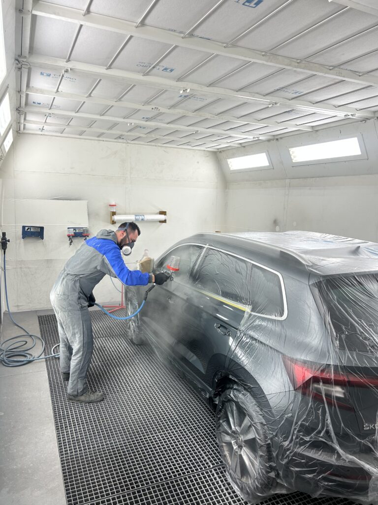 Préparation et peinture automobile.